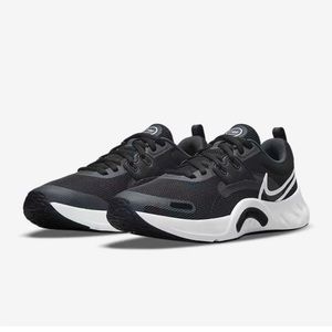 Nike Renew Retaliation 3 NWT Men’s 6.5/ Ws 8